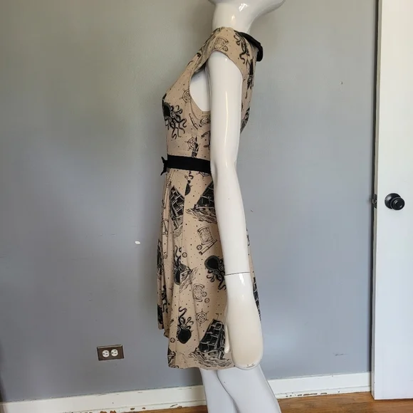 Sourpuss Kraken's Revenge Lizzie Dress, VGUC, Size L - Picture 6 of 9